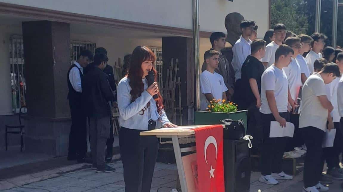 19 MAYIS ATATÜRK'Ü ANMA, GENÇLİK VE SPOR BAYRAMIMIZ KUTLU OLSUN...
